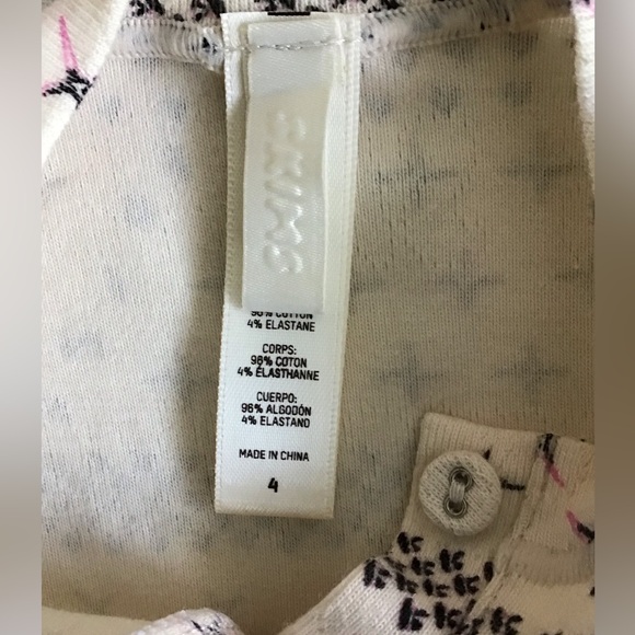 SKIMS Logo Pointelle Henley Onesie - Picture 5 of 16